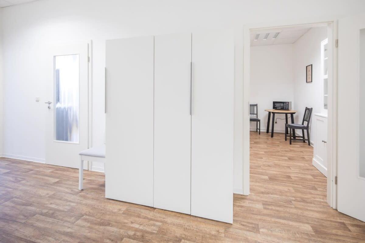 Spacious 2 Bedroom Apartment Hamburg Eksteriør bilde